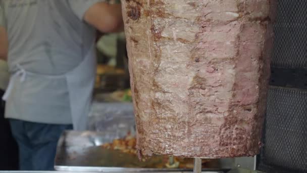 Rotating Traditional Gyros Meat — 비디오