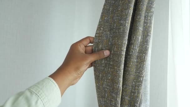 Men Holding Clean Fabric Curtain — Stock Video