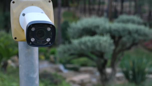 Cctv Security Camera Operating Outdoor — Vídeos de Stock