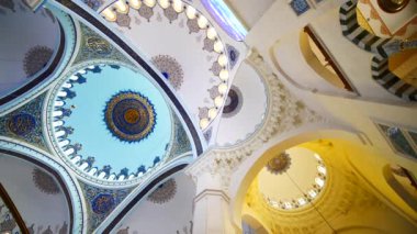 Türkiye istanbul 12 Ocak 2023. Camlica Camii Asya 'nın en büyük camii. .