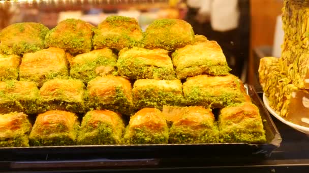 Turkish Dessert Baklava Selling Shop — Stock Video