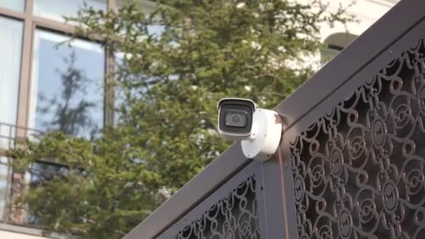 Cctv Security Camera Operating Outdoor — Stock Video