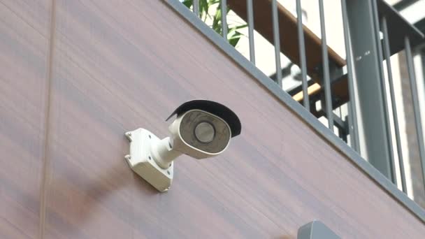 Cctv Security Camera Operating Outdoor — ストック動画