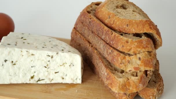 Herb Cheese Slice Brown Bread Table — Stock Video