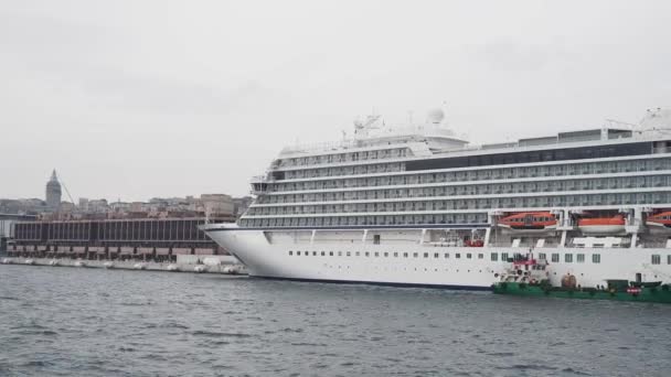 Türkiye Istanbul Haziran 2023 Galataport Stanbul Yolcu Gemisi — Stok video