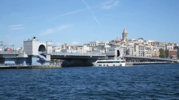 Туреччина Стамбул Червня 2023 Поромні Човни Припарковані Терміналі Річці Босфор — стокове відео