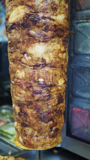 Rotating Traditional Gyros Meat — Stockvideo
