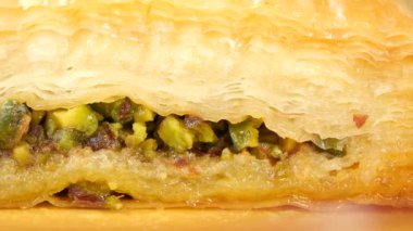 Masada el yapımı Türk tatlı baklavası ,