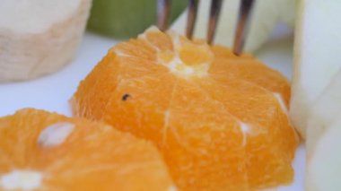 çatal kamışı dilimlenmiş portakal meyvesi ,