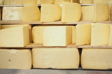  Eminonu 'da peynir satışı .