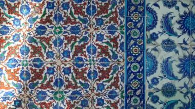 İstanbul eyupsultan Camii 'nden Türk seramik kiremitleri,