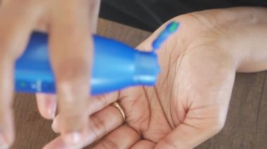 Yakından dökülen saç yağı. .