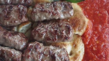 Geleneksel Türk Kofti tabakta ,