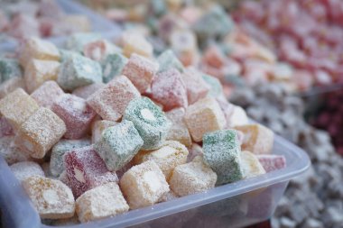 Geleneksel Türk Lokumu pazarda satılık .