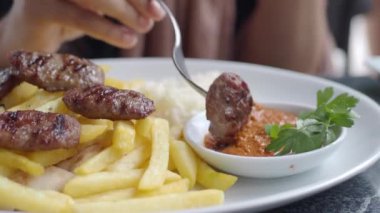 Geleneksel Türk Kofti tabakta ,