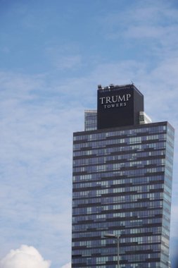  İstanbul 'daki finans ve konut binalarının arialview' i .