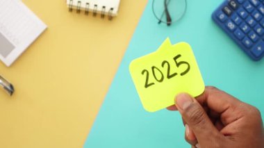 Renkli Masa Vurgulama Yılı 2025 Planlama.