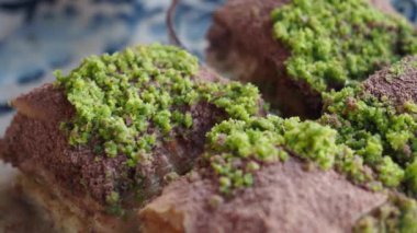 Tabakta Arap tatlı baklavası .