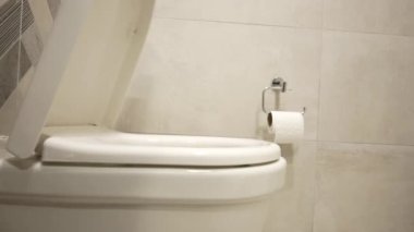 Temiz Minimalist Tuvalette Modern Beyaz Tuvalet,