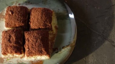 Türk tatlı Baklava bir plaka üzerinde .