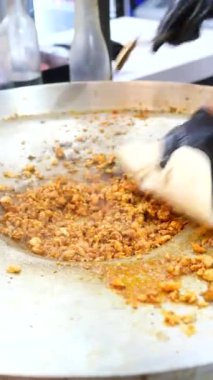 İstanbul 'da sokak yemeği pişirmek ,