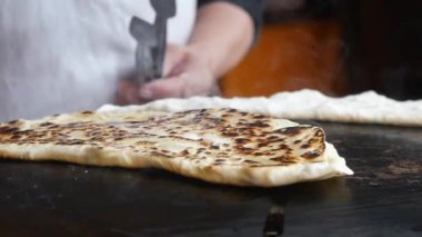 Türkçe ekmeğin yavaş çekimleri