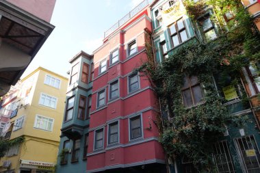 İstanbul, Balat 'ta renkli evler