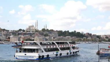 İstanbul 'da boğazdaki feribot. 