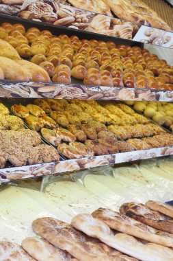 Her tat için lezzetli bir ekmek ve hamur işi karışımı..