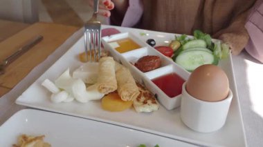 Türk Kahvaltısı Masada Sunuldu .