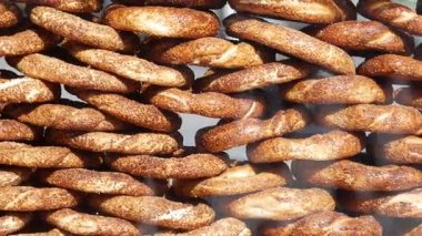Piyasada Türk simit yığını satışı 