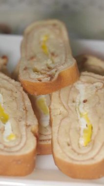 Lezzetli Hint usulü kremalı tatlı ekmek..