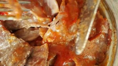 Çatal seçiminin üst görünümü İskender kebabı.