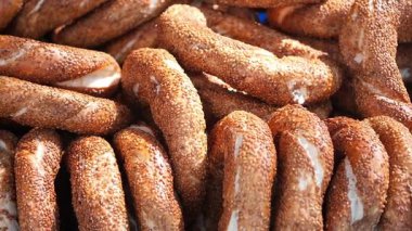 Canlı pazarda enfes bir Türk yemeği..