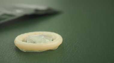 Kişisel sağlık ve korunma için önemli güvenli uygulamaları tartışmak.