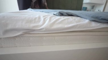 Rahat bir uyku için nasıl düzgünce katlanır.