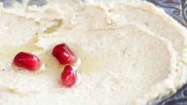 Nar ile nefis bir humus nasıl hazırlanır?.