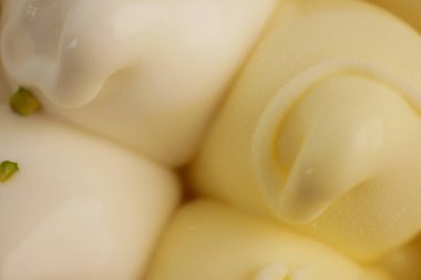 Bir konteynırda Türk dondurmasına yakın çekim ,