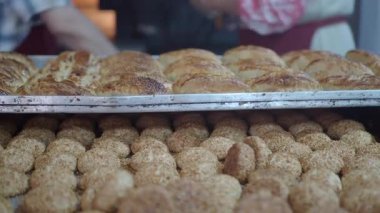 Kurabiye ve hamur işlerinin tadını çıkarın..