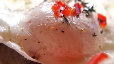 Evdeki yumurta yemeklerini geliştirmek için basit yöntemler keşfedin..