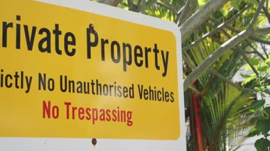 Özel mülke gönderilen tebligat izinsiz giriş ve araçları yasaklıyor.