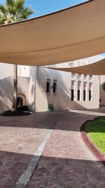 Katar Doha 4 Şubat 2025 Katar Kültür Köyü 'nde büyüleyici bir ara sokak keşfet,