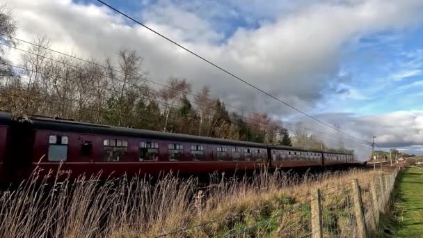 Steam Locomotive Scots Guardsman Heads Winter Cumbrian Mountain Express Southwaite — Stock Video
