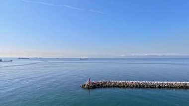 Danimarka 'nın kuzeyindeki liman kenti Skagen' den ayrılan bir gemiden alınan hızlandırılmış bir kayıt. Kasaba Jutland yarımadasında yer almaktadır..