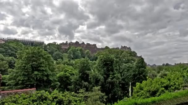 Pemandangan Puri Edinburgh Dari Princes Street Gardens Edinburgh Skotlandia Kastil — Stok Video