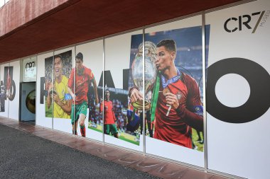 Cristiano Ronaldo Müzesi Portekiz 'in Madeira adasındaki Funchal rıhtımında resmedilmiştir..