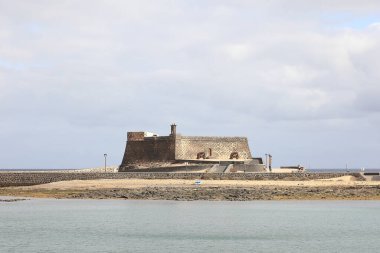 Castillo de San Gabriel, İspanya 'nın Arrecife limanında bulunan bir kale. Kale Lanzarote adasında..