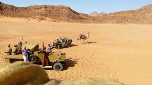 Wadi Rum Jordania Października 2022 Turystyczna Przygoda Przejażdżce Pociągiem Hijaz — Wideo stockowe