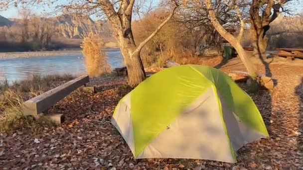 Tenda Verde Nell Area Campeggio Mijniskure Nel Parco Nazionale Vashlovani — Video Stock