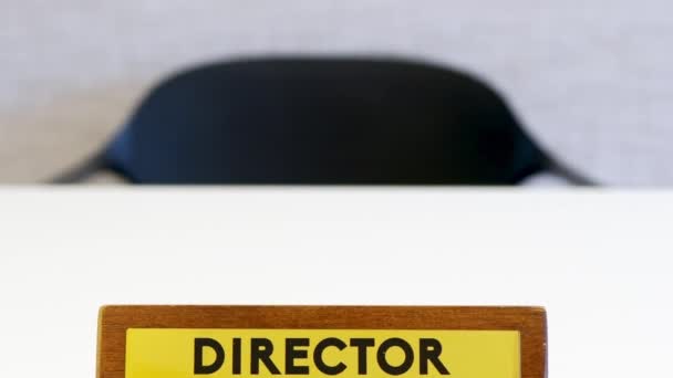 Zoom Wooden Director Office Plate White Glossy Table Empty Chair — Stock Video